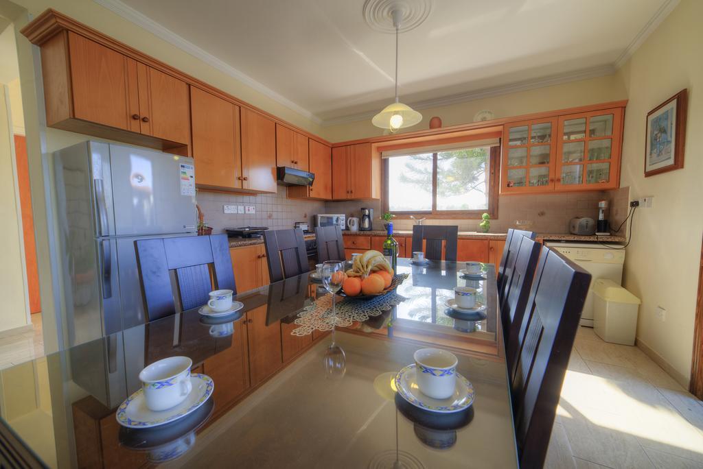 Villa Paradise Пафос Номер фото