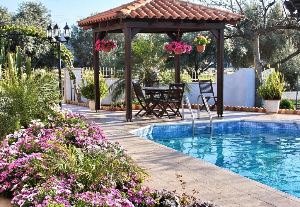Villa Paradise Пафос Экстерьер фото